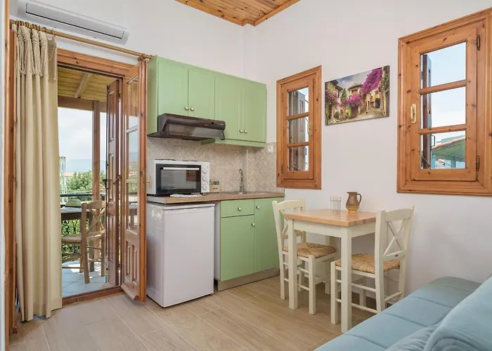 Lemon Tree Apartments Samos