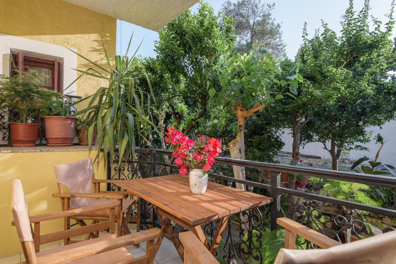 Гостевой дом Lemon Tree Samos Votsalakia (Samos)